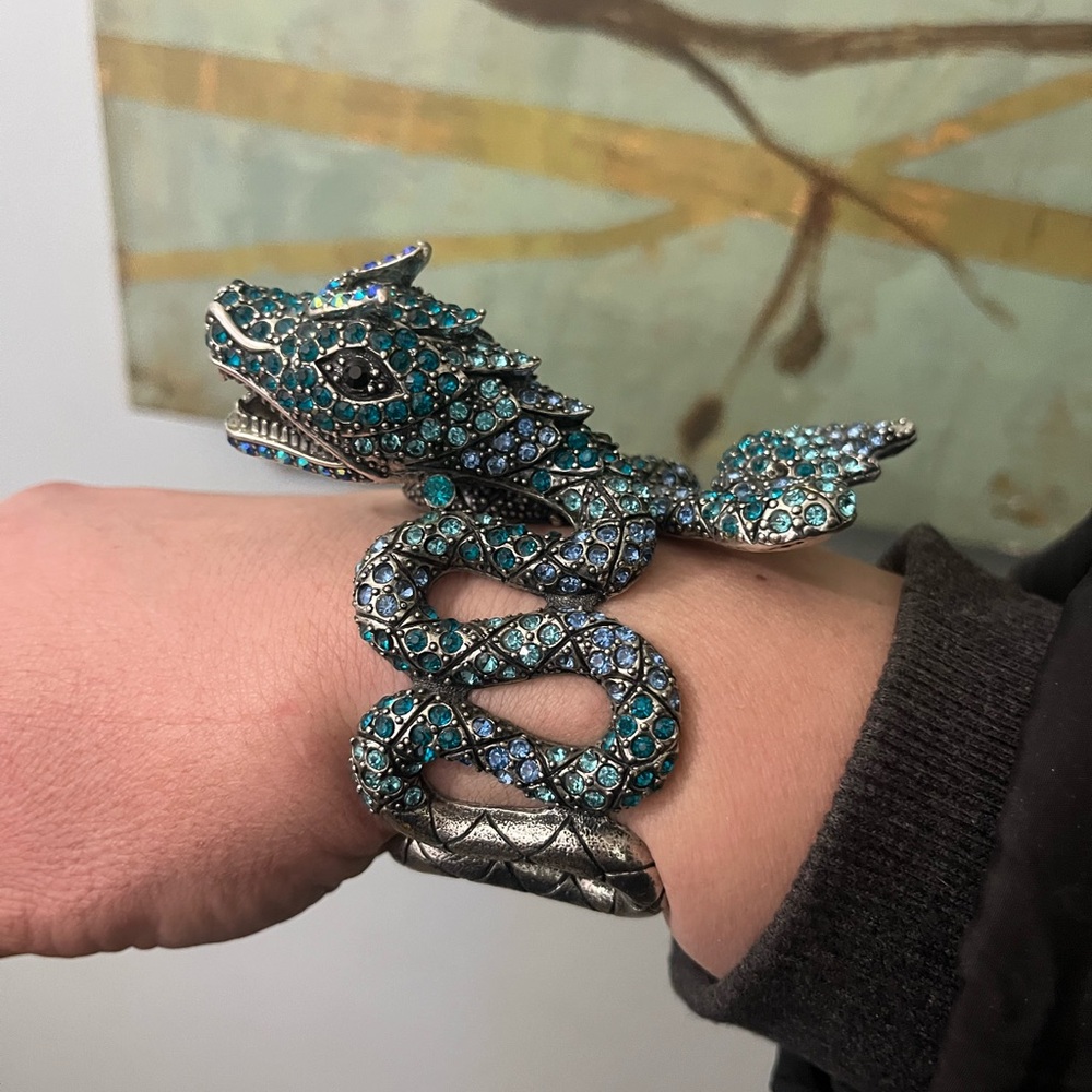 Beautiful Rhinestone hinged snake bangle bracelet